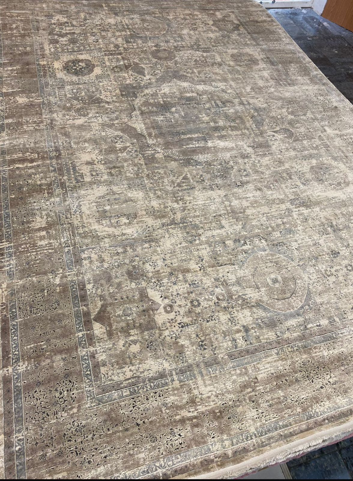 Y5084R L_BEIGE / GREY