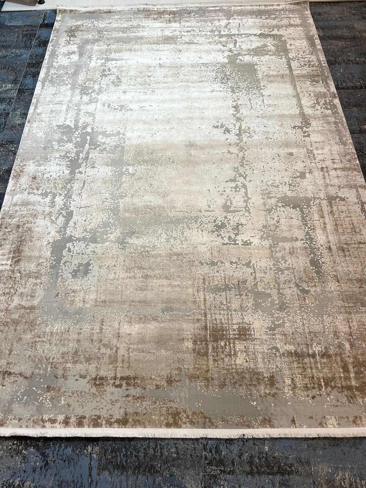 A156AS GREY / L_BEIGE